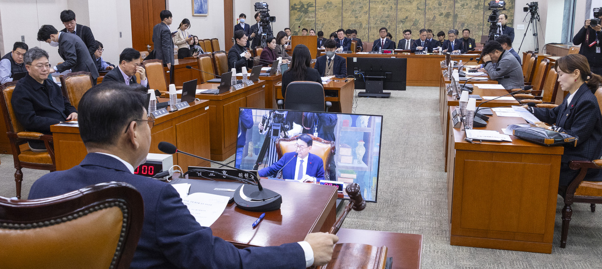 ‘한복의 날’ 지정하고 전문인력 양성…한복문화산업 진흥법, 상임위 통과