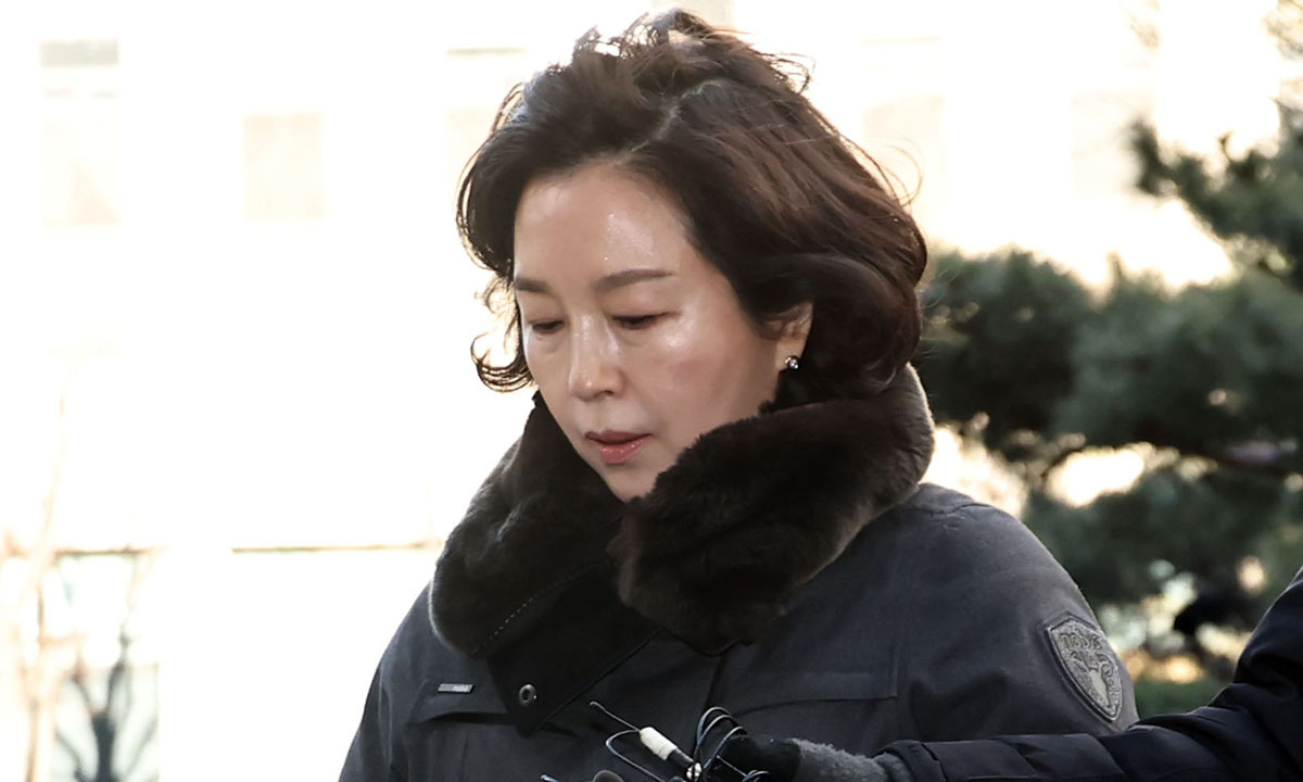 ‘김경 PC 녹취파일’ 수사 속도 내는 경찰…민주당 당직자 등 피의자 조사