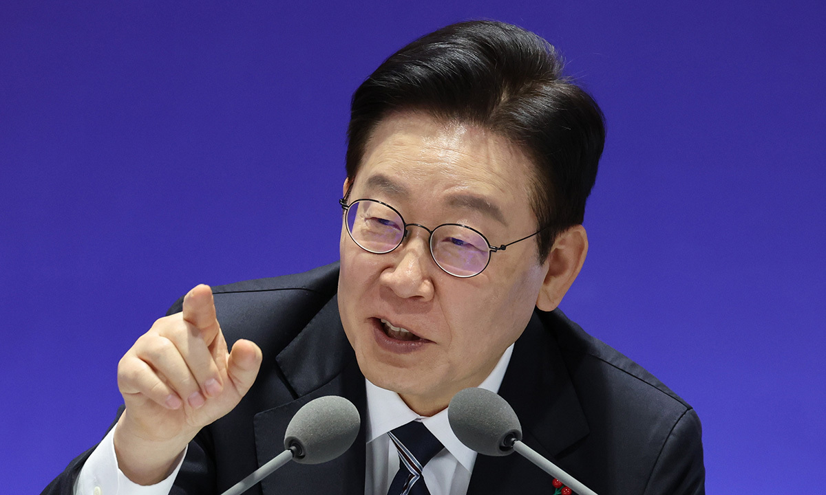 허위사실에 직접 칼 뽑아든 李대통령… “악질적인 마타도어” “이미지 훼손 작전” 맹공