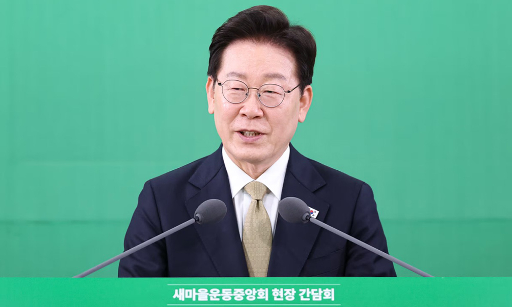李 대통령 “새마을 운동 큰 성과”