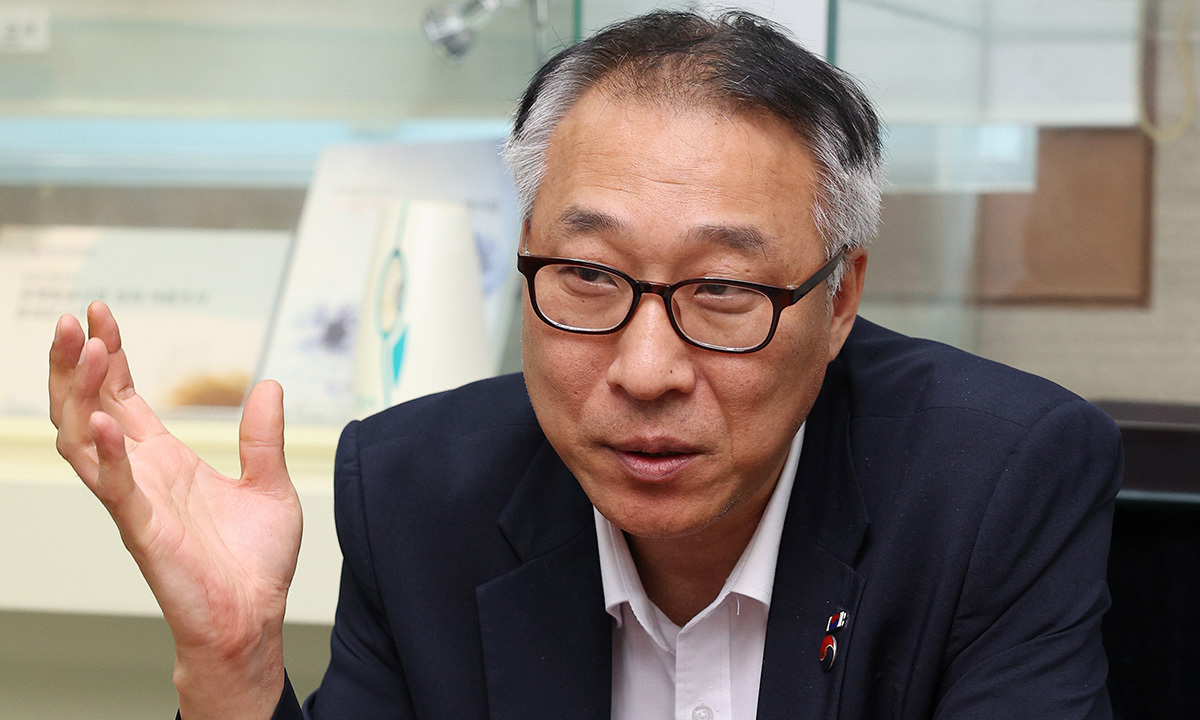 김영선 국유단 유족관리과장 “전사자 유해, 가족 품으로… 최소한의 국가 책무” [차 한잔 나누며]