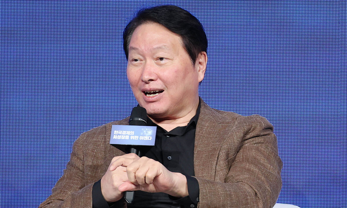 최태원 “SK하이닉스 주가, 시간 두면 우상향…AI 메모리 수요 폭증”