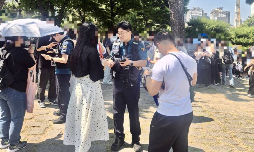 매크로로 싹쓸이 해 수익 20억… 암표상 157명 검거