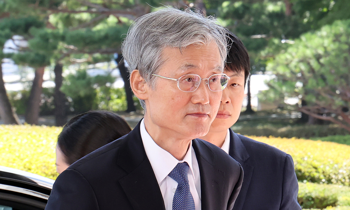 與 “조희대 사퇴 마지막 도리” 野 “확신 있으면 탄핵을”